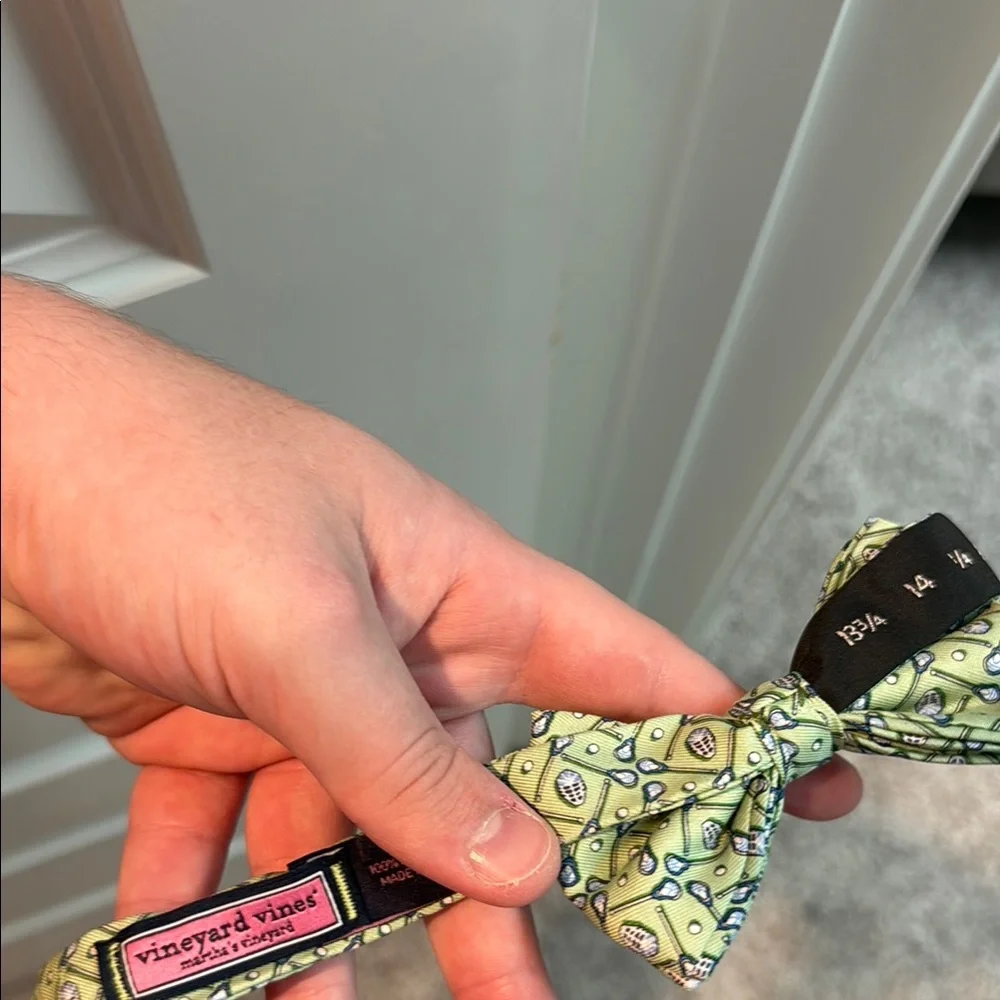 Vineyard Vines Green Money Print Tie